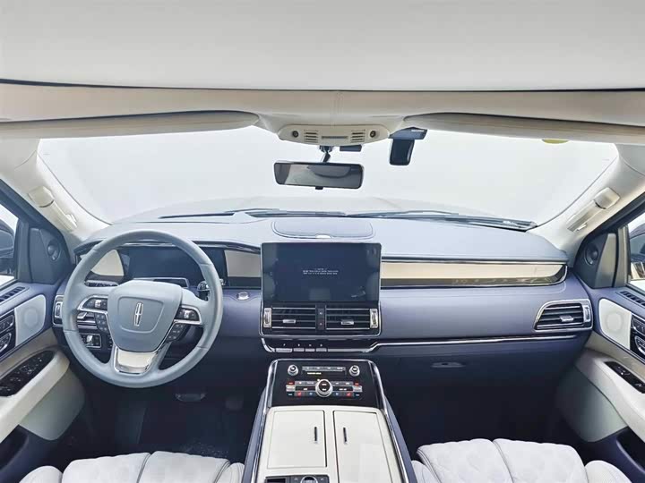 Lincoln Navigator One 2022 2022款 3.5T 领航员壹号