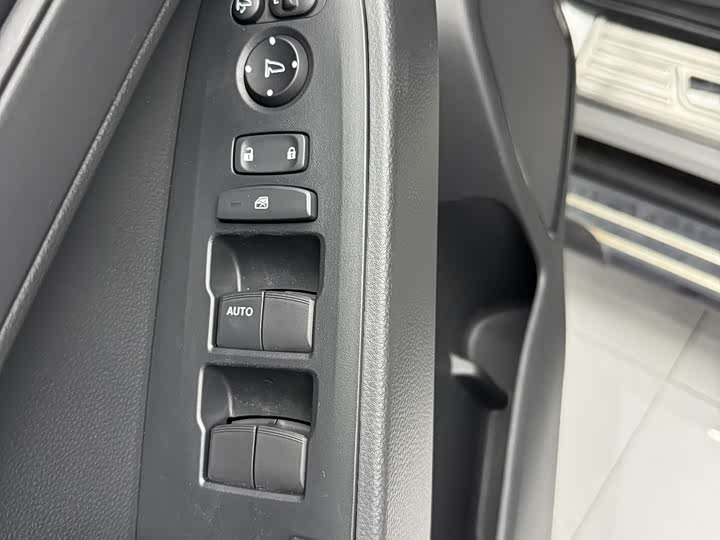 Honda Vezel 2023 2023款 1.5L CVT科技版