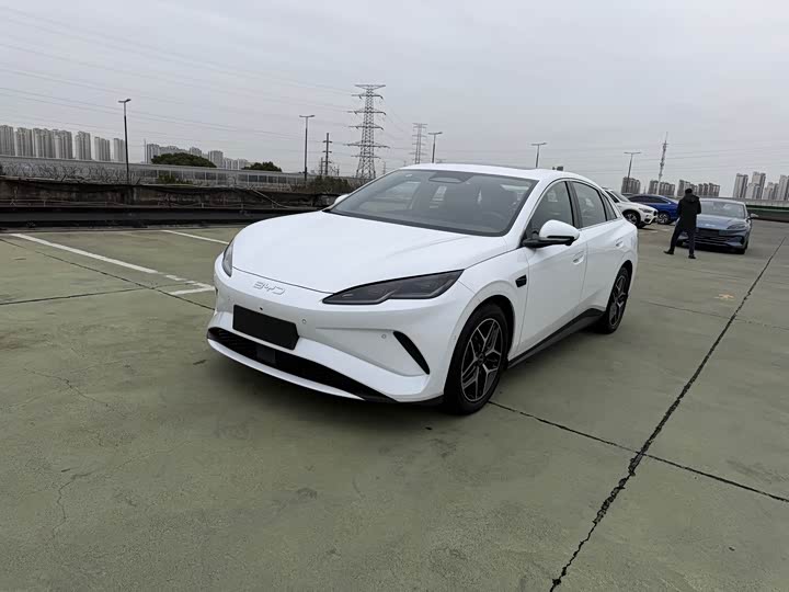 2025 BYD Seal 06 Hybrid/EV