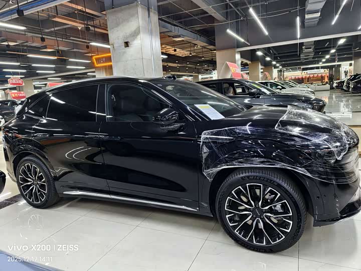 Zeekr 7X 2025 2025款 100kWh 长续航四驱智驾版