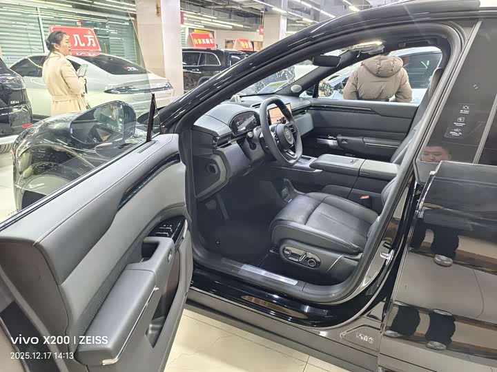 Zeekr 7X 2025 2025款 100kWh 长续航四驱智驾版