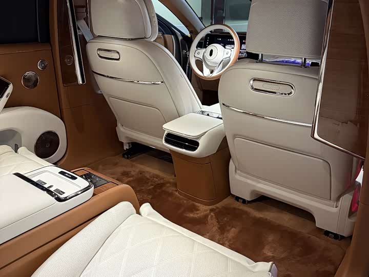 Maextro S800 2025 2025款 增程 星耀行政版 4座