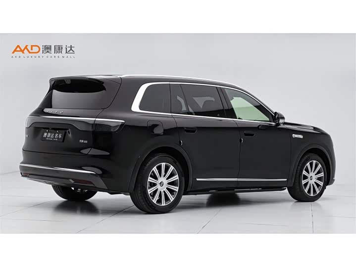 Aito M8 2025 2025款 增程 Max+版 53.4kWh 5座版