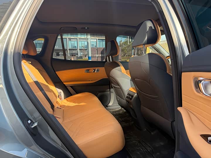 Geely Galaxy Starship 7 2025 2025款 120km 领航版