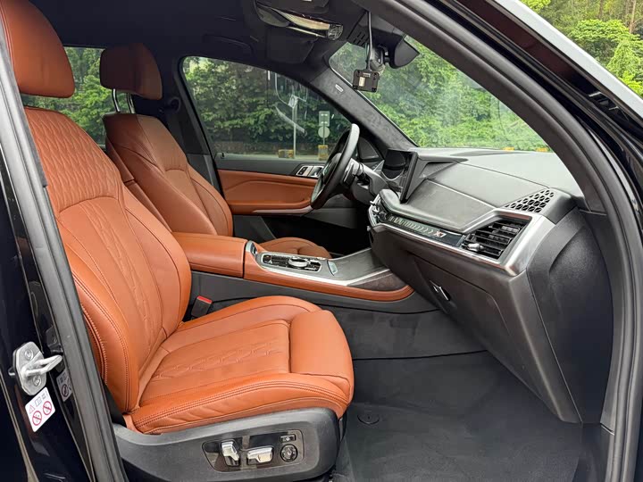 BMW X7 2023 2023款 xDrive40i 尊享型豪华套装
