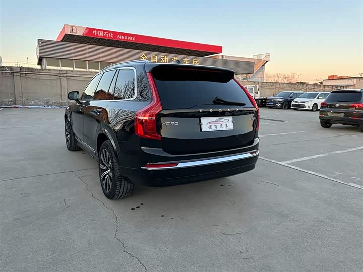 Volvo XC90 2024 2024款 B5 智行豪华版 5座