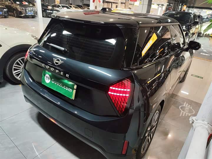 Mini Cooper 2024 2024款 456km COOPER E 经典派