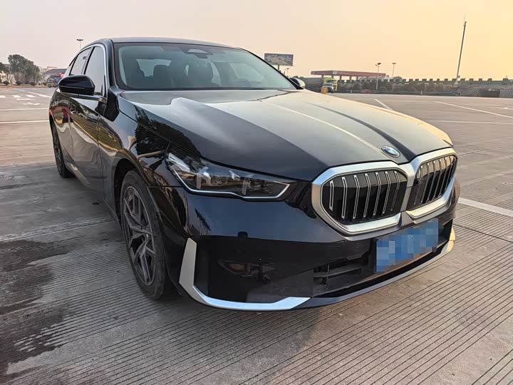 BMW 5 Series 2025 2025款 530Li 领先型 豪华套装