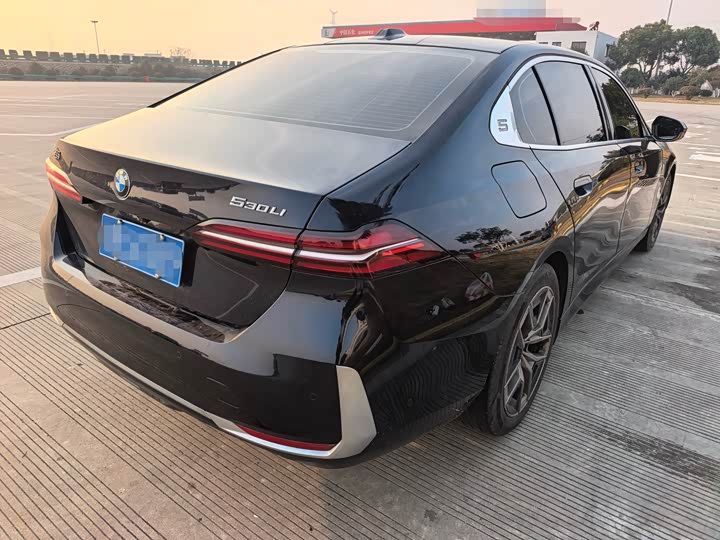 BMW 5 Series 2025 2025款 530Li 领先型 豪华套装