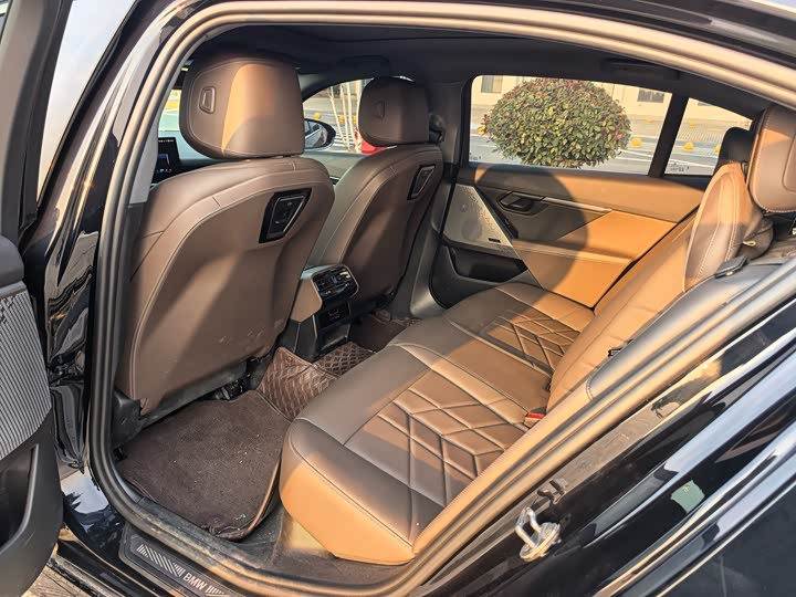 BMW 5 Series 2025 2025款 530Li 领先型 豪华套装