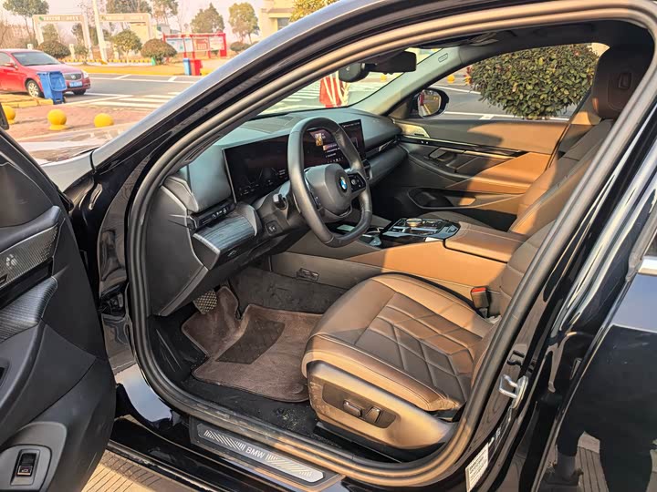 BMW 5 Series 2025 2025款 530Li 领先型 豪华套装