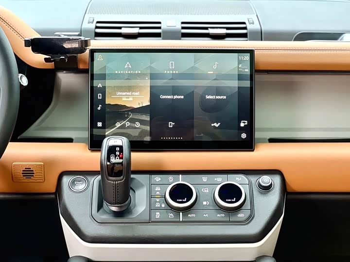 Land Rover Defender 2024 2024款 110 3.0T P400 X-DYNAMIC HSE