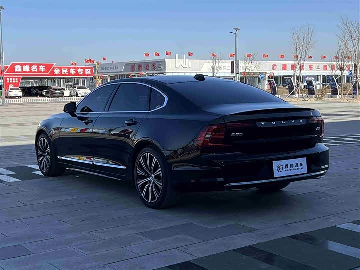 Volvo S90 2025 2025款 B5 智远豪华版