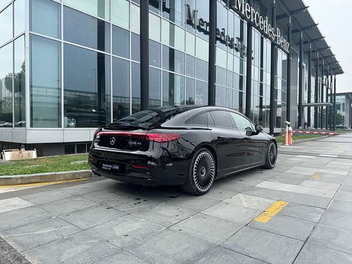 2023 Mercedes-Benz EQS AMG