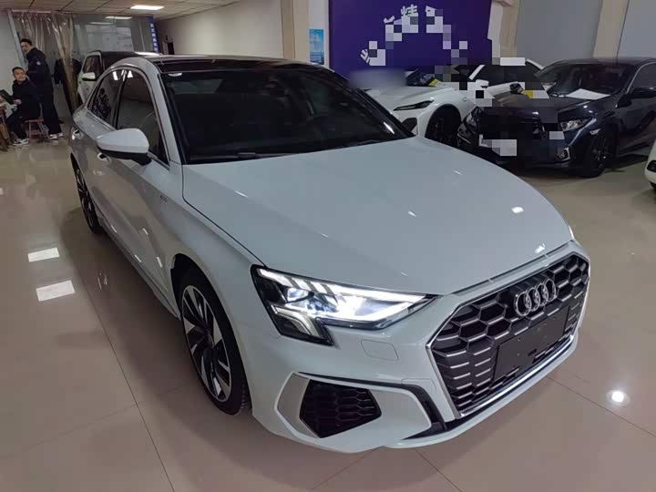 Audi A3 2024 2024款 A3L Limousine 35 TFSI 时尚运动型