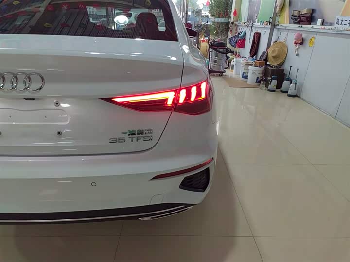 Audi A3 2024 2024款 A3L Limousine 35 TFSI 时尚运动型
