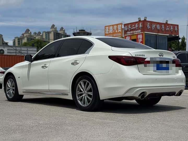 Infiniti Q50L 2022 2022款 2.0T 舒适版