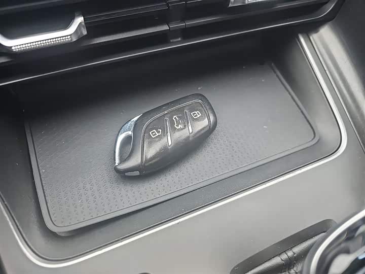 Roewe RX5 2023 2023款 1.5T 优越版