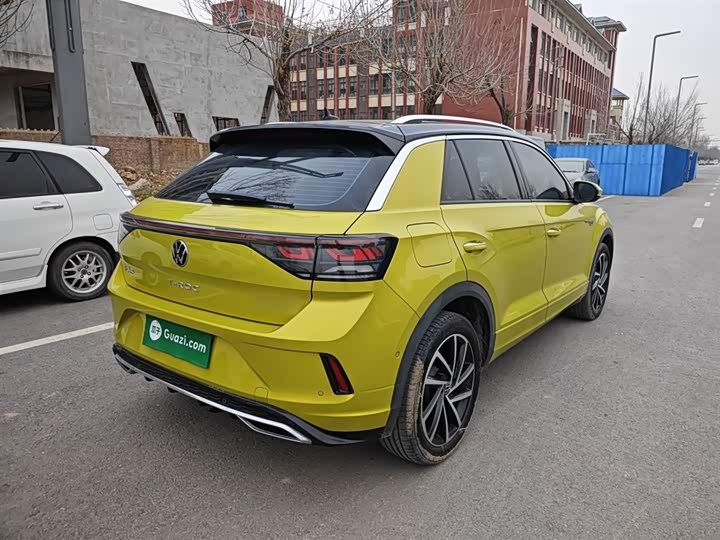 Volkswagen T-Roc 2023 2023款 300TSI DSG两驱星光版