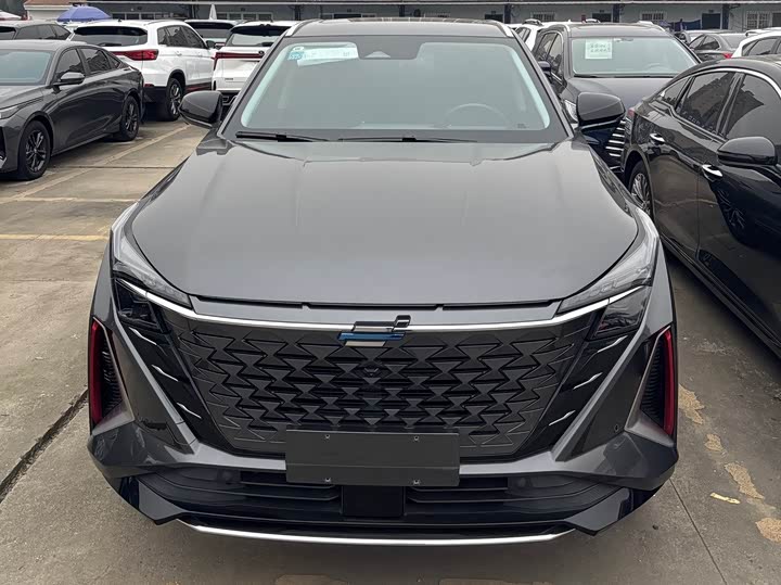 Changan Oshan Z6 2023 2023款 蓝鲸 1.5T DCT智享型