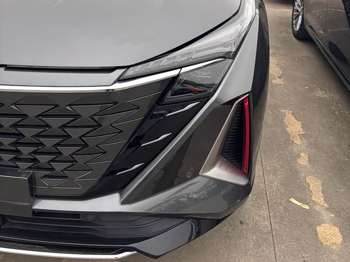 Changan Oshan Z6 2023 2023款 蓝鲸 1.5T DCT智享型