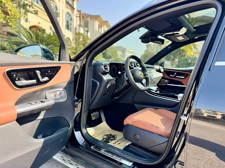 Mercedes-Benz GLC-Class 2024 2024款 GLC 300 L 4MATIC 豪华型 5座