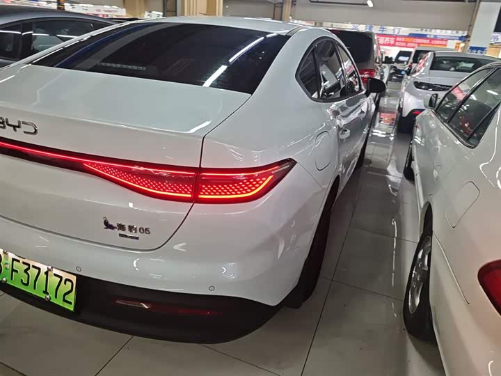BYD Seal 05 DM-i Hybrid 2025 2025款 DM-i 智驾版 55KM豪华型