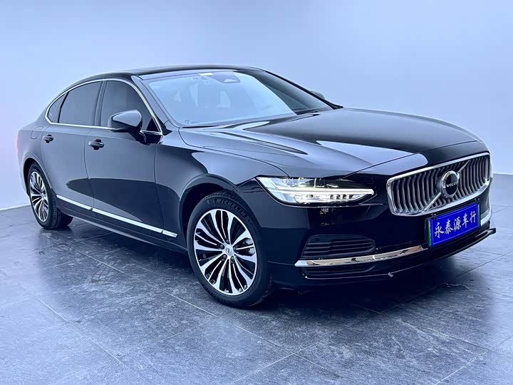 Volvo S90 Hybrid 2024 2024款 插电式混动 四驱长续航智逸豪华版