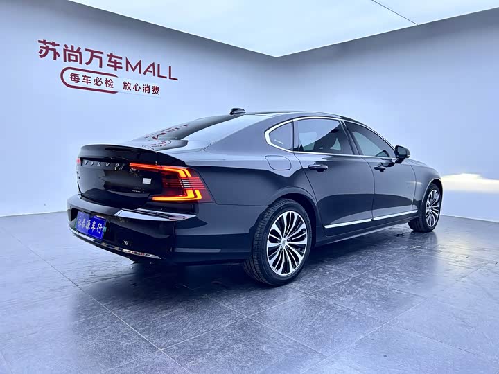 Volvo S90 Hybrid 2024 2024款 插电式混动 四驱长续航智逸豪华版