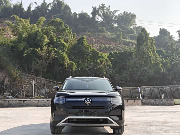 Volkswagen Teramont Pro 2025 2025款 途昂 Pro 450TSI 四驱探索版