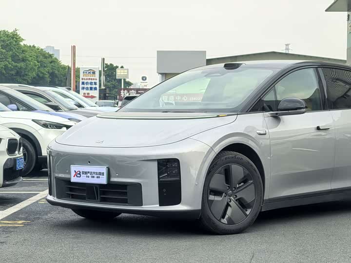 LiXiang i6 2025 2025款 两驱标准版