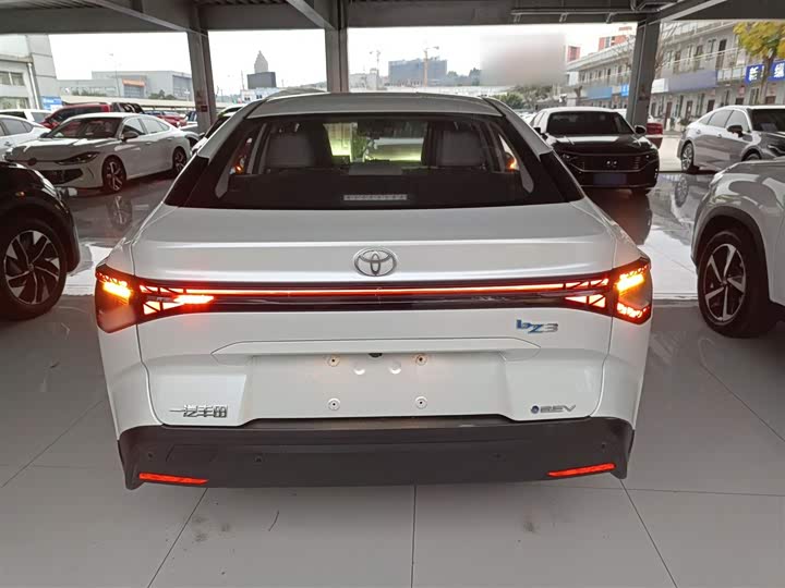Toyota bZ3 2024 2024款 517km 精英 PRO