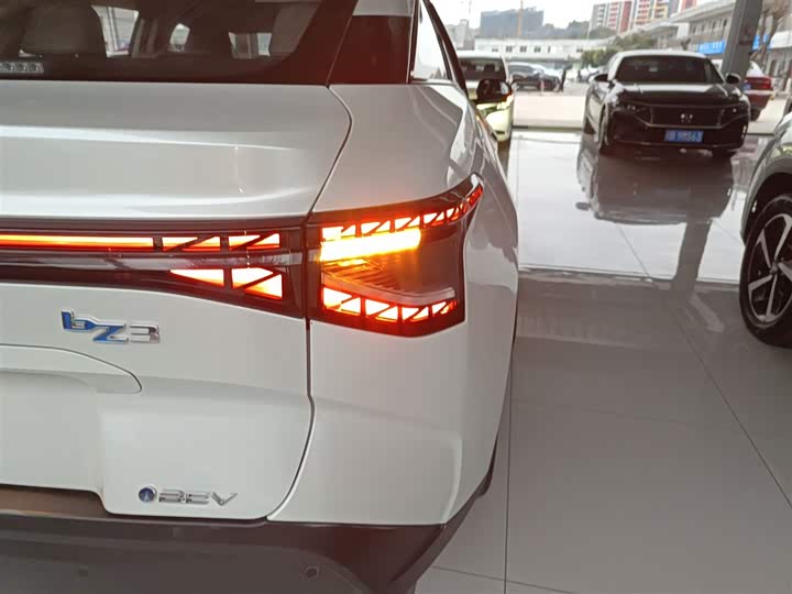 Toyota bZ3 2024 2024款 517km 精英 PRO