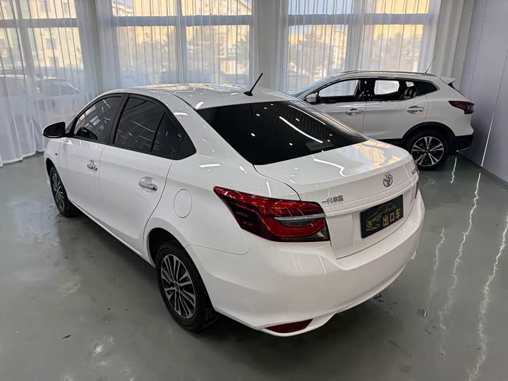 Toyota Vios 2022 2022款 1.5L 20周年纪念版