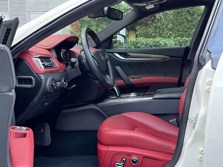 Maserati Ghibli 2021 2021款 2.0T 锋芒版