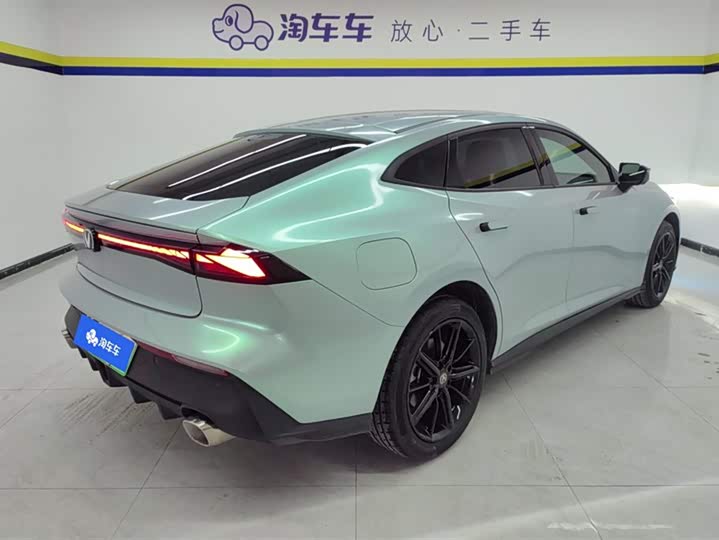Changan UNI-V Hybrid 2023 2023款 智电iDD 1.5T 113km智趣型（飞快版）