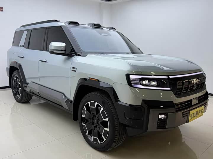 BYD FangChengBao Leopard 8 2025 2025款 智勇旗舰版 7座