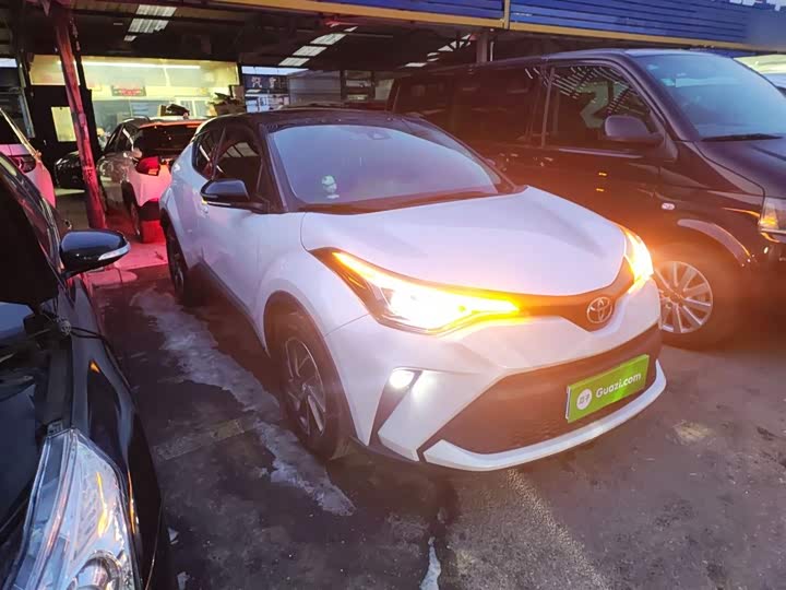 Toyota C-HR 2021 2021款 2.0L 豪华版