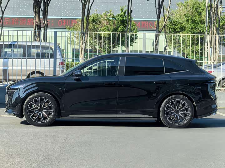 Zeekr 7X 2025 2025款 100kWh 长续航四驱智驾版