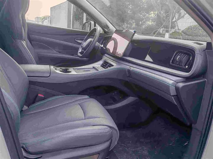 BYD Sea Lion 07 DM-i Hybrid 2025 2025款 150 领航+版