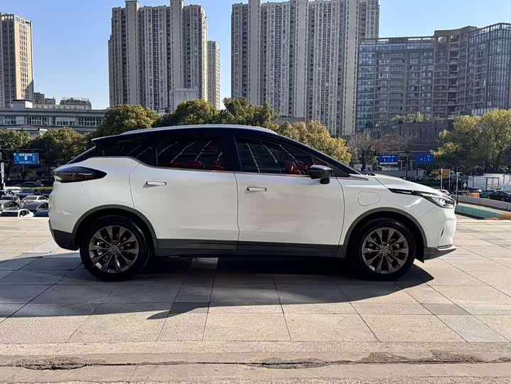 Geely Geometry C 2022 2022款 550KM 西柚Pro