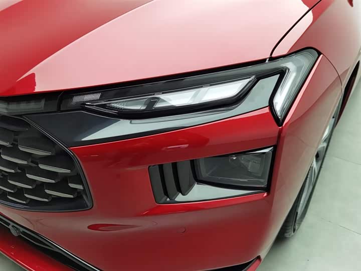 Ford Mondeo 2025 2025款 2.0T EcoBoost 至尊型