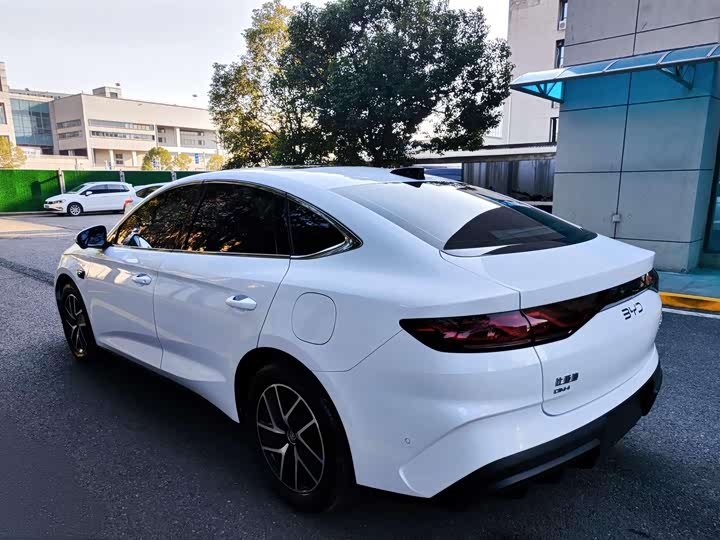 BYD Qin L 2025 2025款 DM-i 智驾版 120KM超越型