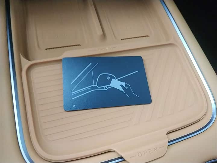 LiXiang i8 2025 2025款 标准版