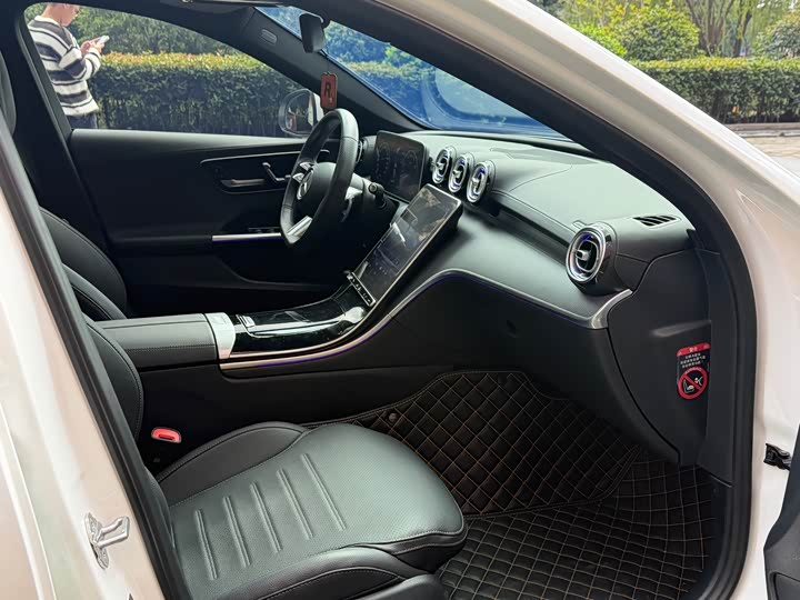 Mercedes-Benz C-Class 2025 2025款 C 260 L 运动版