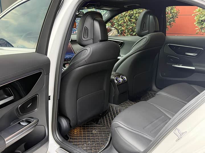 Mercedes-Benz C-Class 2025 2025款 C 260 L 运动版