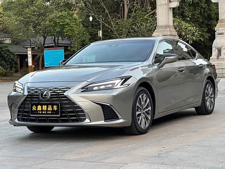 Lexus ES 2025 2025款 300h 臻享版