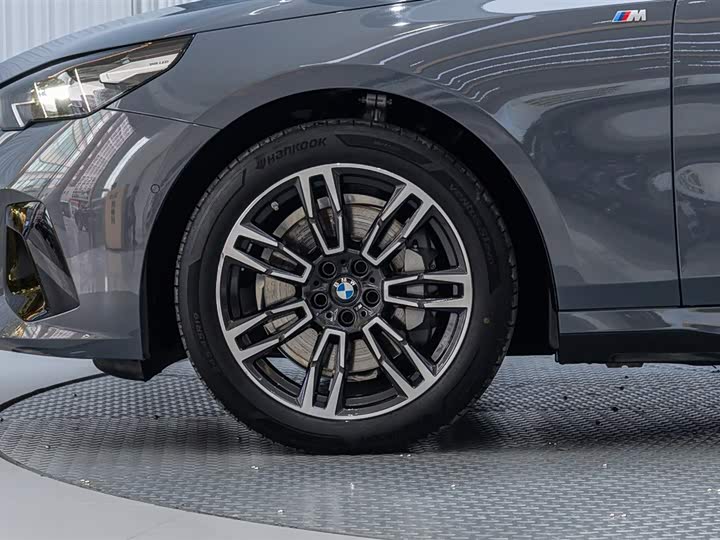 BMW 5 Series 2024 2024款 530Li 领先型 M运动套装