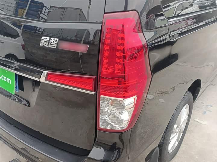 Dongfeng Forthing Lingzhi Plus 2024 2024款 1.5T 手动豪华型 7座