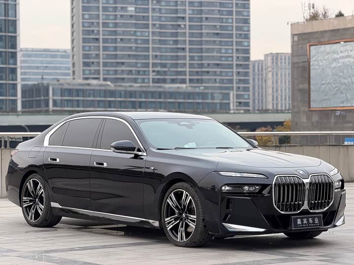 BMW 7 Series 2023 2023款 740Li 领先型 M运动套装